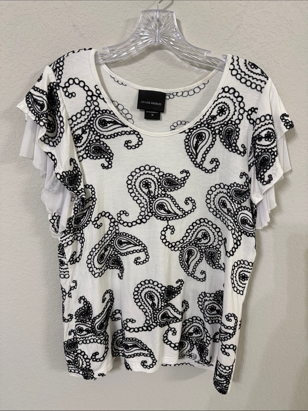 LIV LOS ANGELES White Paisley Ruffle Sleeve Tee